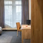 Astoria Hotel Essen 3*