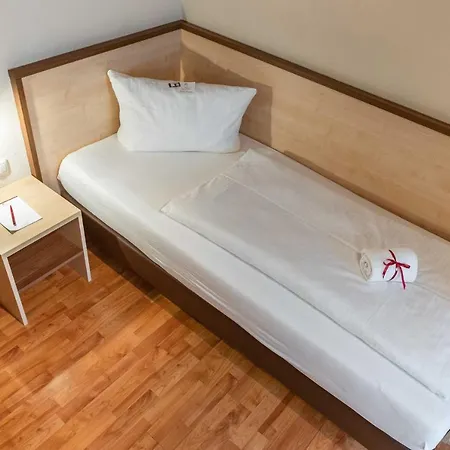 Astoria Easy 3* Essen