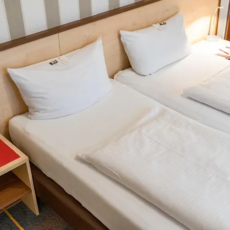 Hotel Astoria Easy 3*