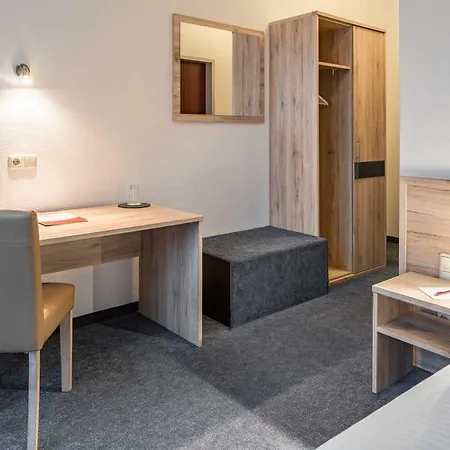 Hotel Astoria Easy 3*