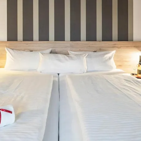 Astoria 3*