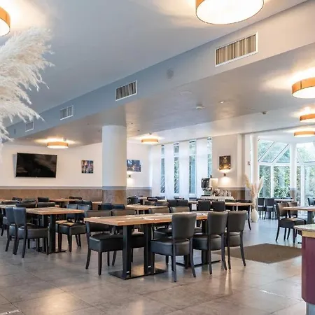 Astoria 3*