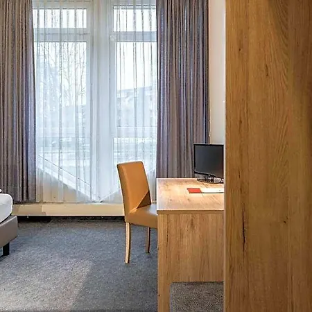 Astoria Hotel 3*