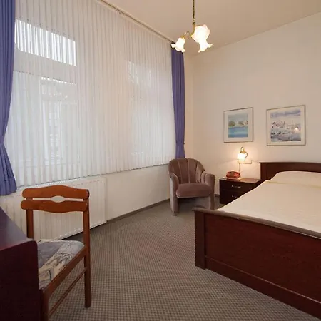 Hotel Astoria Easy