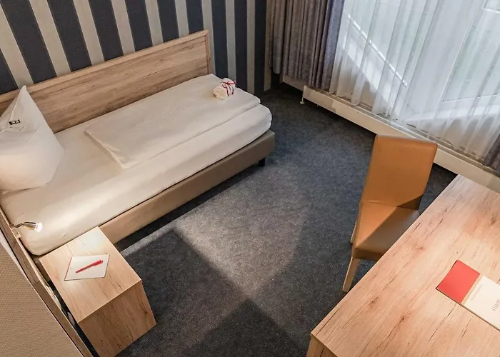 Astoria Hotel Essen 호텔 3*