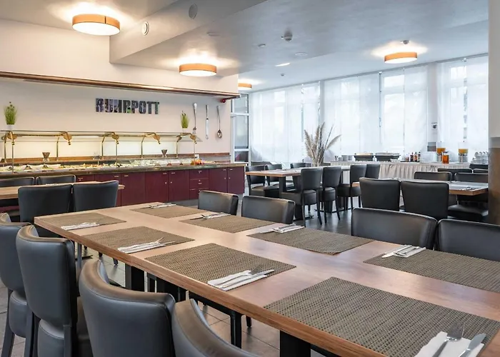 Astoria Easy Hotel 3*