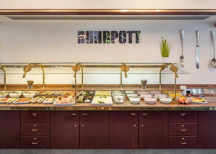 Astoria Easy Hotel 3*