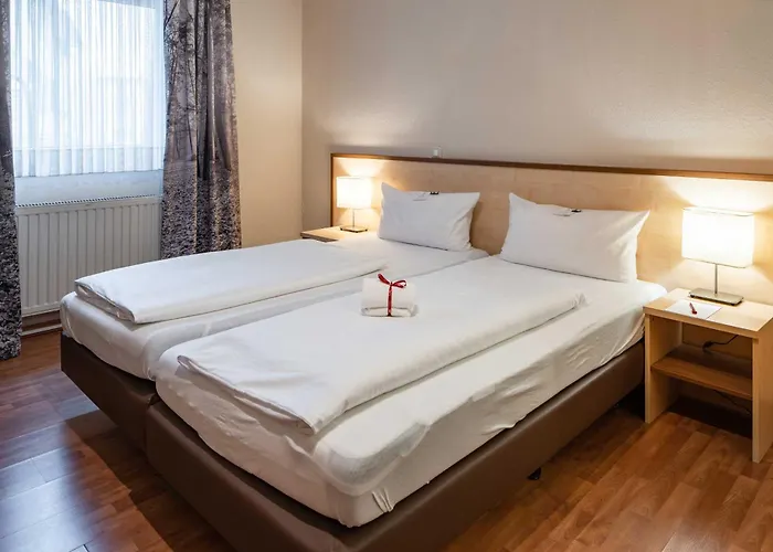 Astoria Hotel Essen 호텔 3*