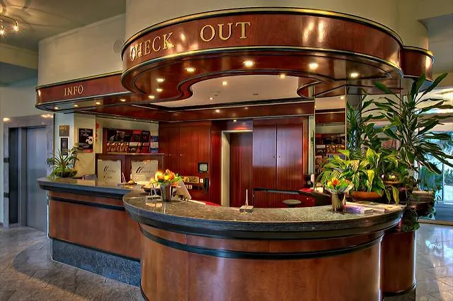 Astoria Easy 3* إسن