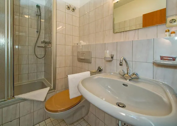 فندق Astoria Easy 3*